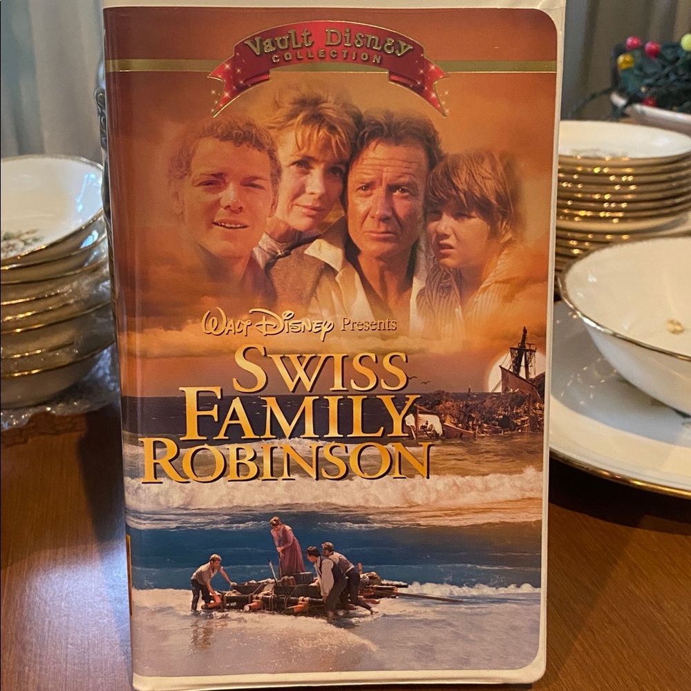 Walt Disney VHS Tape Collection Vintage 1980-1990’s - Swiss Family Robinson